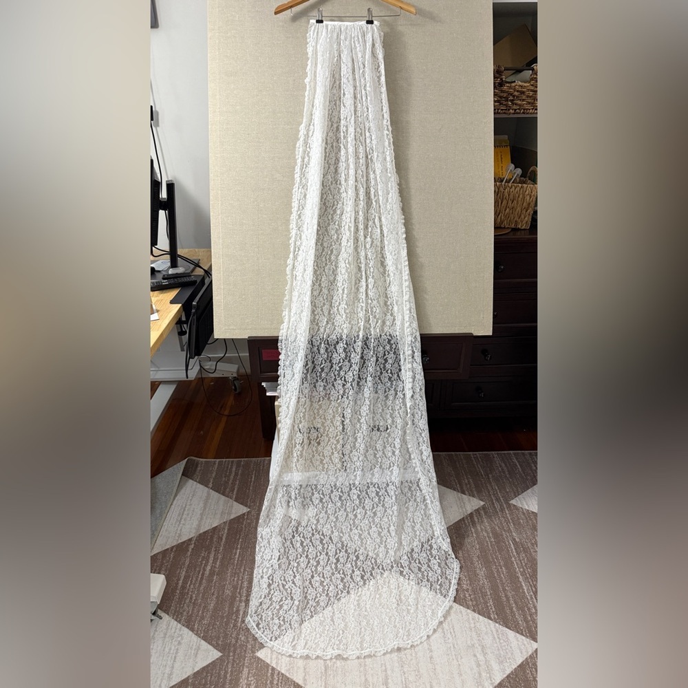 White Lace Wedding Train Veil Detachable